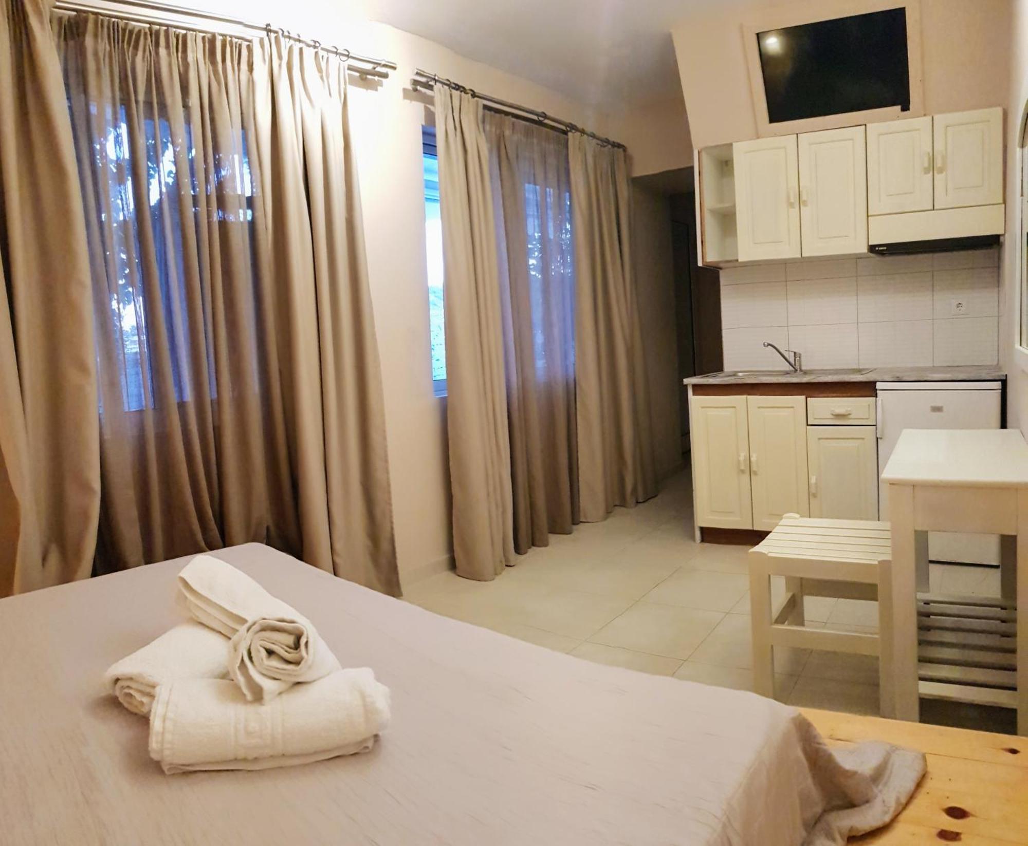 Anemos Hotel Polýkhrono Eksteriør bilde